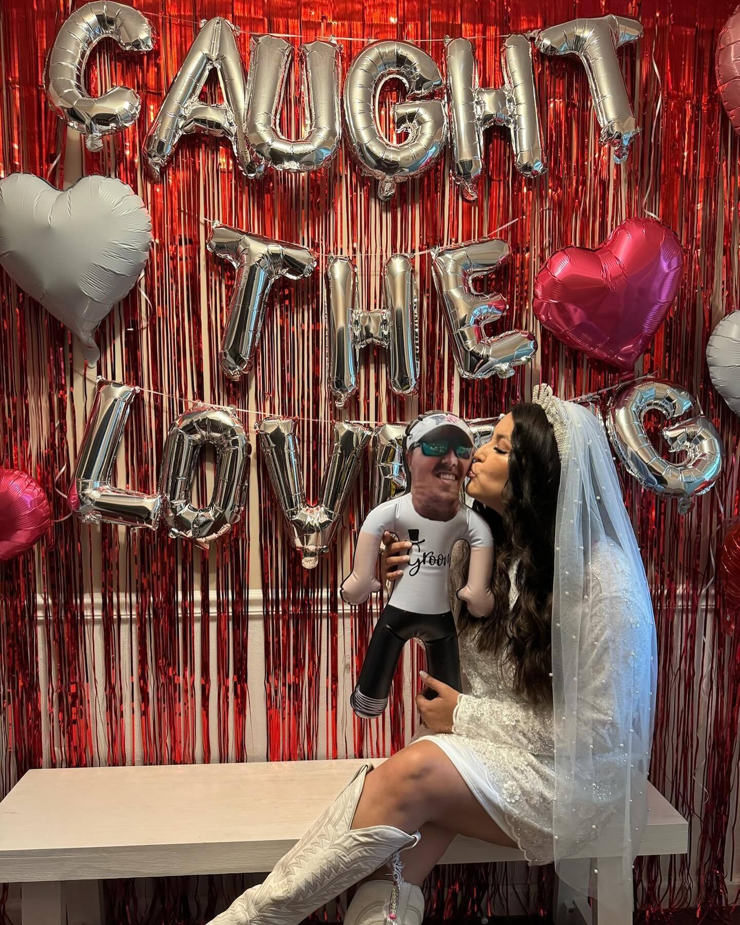 Shotgun Weddings: The Quickest Personalised Gift for the Couple Who Didn't Give You Much Notice